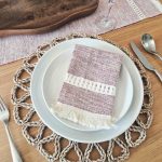 Set de 4 Servilletas de Telar Tinto con Efecto de Hilos Entretejidos - Image 6